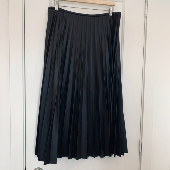 NWT Mango Black Leather-Effect Pleated Midi Skirt High Waist Vegan Leather XL - Picture 3 of 5